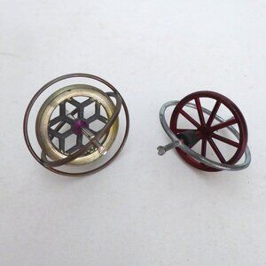 VINTAGE 1950’s METAL GYROSCOPE TOY LOT OF 2 (PRE-OWNED)